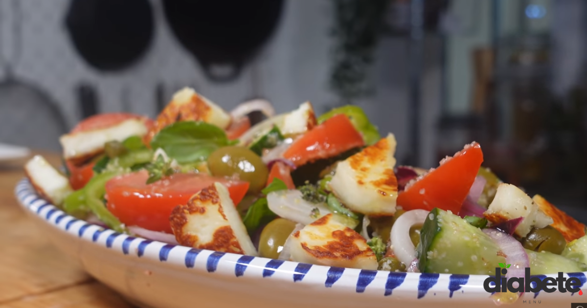 Salade méditerranéenne halloumi